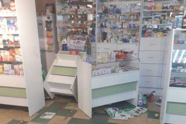 «Разбито лицо»: Фармацевт рассказала подробности погрома в аптеке
