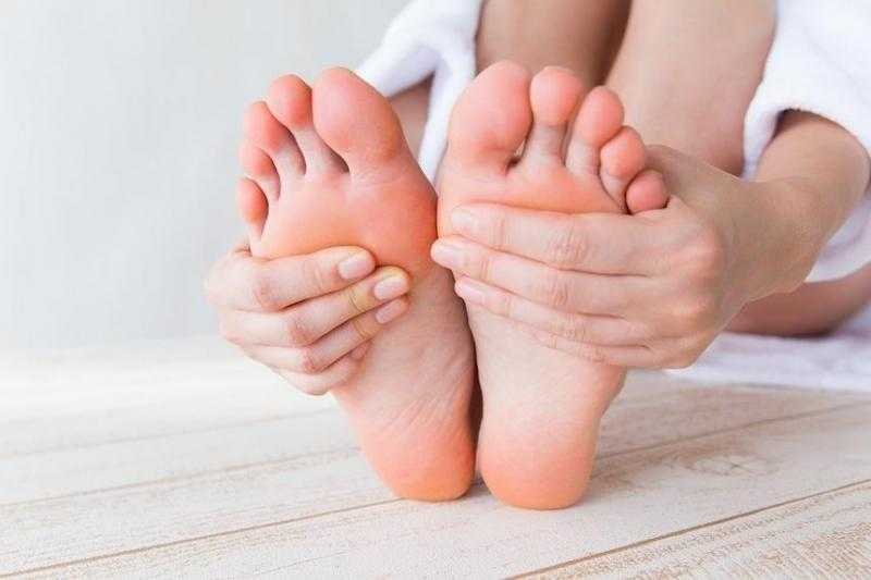 Шишка на ноге: причины появления, тревожные симптомы и методы лечения 