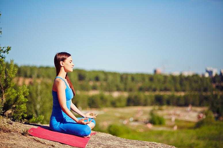 
            Напряжение в теле: йога как искусство расслабления          