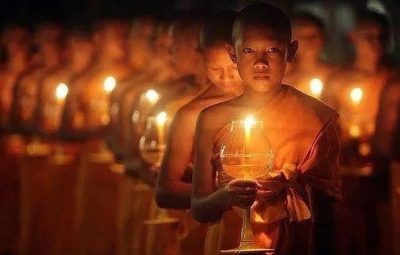 СЕКРЕТНАЯ ПРАКТИКА Тибетских лам 1. Проснувшись, пять минут полежите с закрытыми глазами. Затем разотрите…