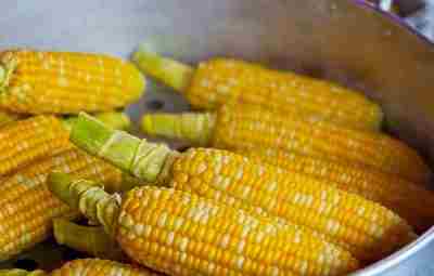 Кукуруза Вкусный и очень полезный продукт для нашего организма, который мы все любим в…