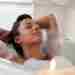 Польза горячей ванны Горячая ванна может обвести организм вокруг пальца — тепловая терапия оказывает…