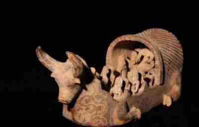 Историческая находка: Леди Зубчатого трона Существует великолепная археологическая находка,…