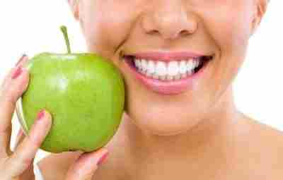 Чем накормить зубы, чтобы они были здоровы 🦷🥬🥛 Как и все ткани нашего организма,…